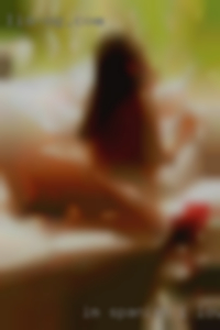 Im Spanish, i love girls older men near Willimantic.