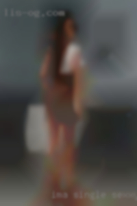 Ima single sexxy ass looking bisexual women female in Tennessee.